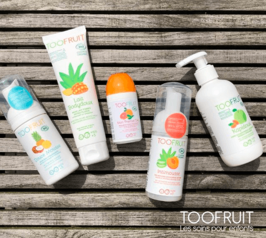 Kostka dermatologiczna, TRUSKAWKA I MALINA, bogata formuła, do każdego rodzaju skóry, zamiast mydła, 85g, Toofruit